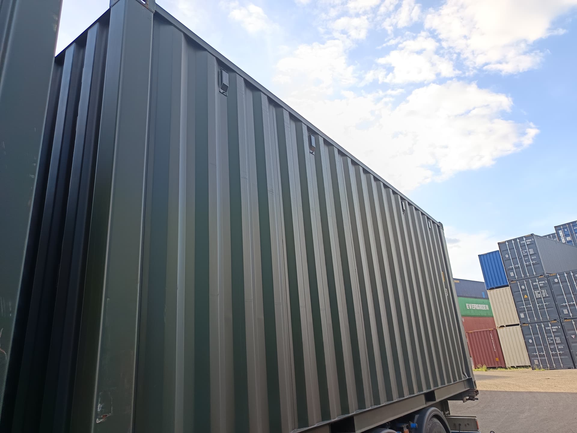 EICU 370010-9 konténer – 1. kép